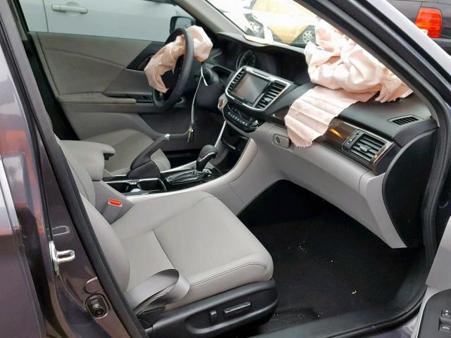 1HGCR3F9XHA037185 - 2017 HONDA ACCORD TOU GRAY photo 5