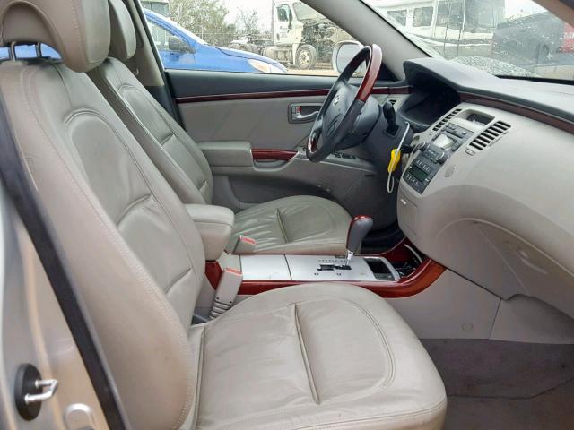 KMHFC46F88A316929 - 2008 HYUNDAI AZERA SE SILVER photo 5