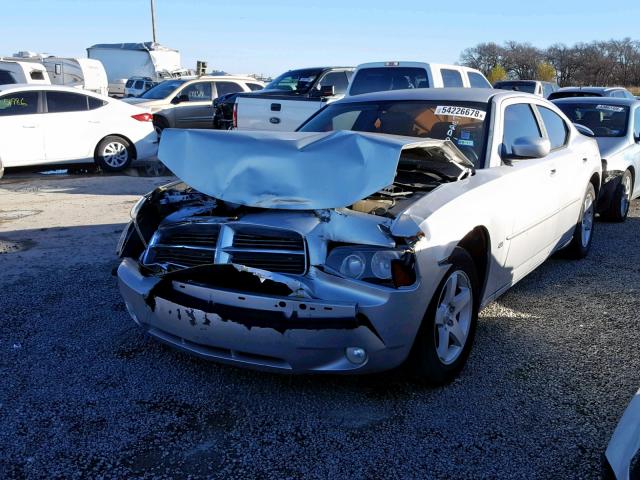 2B3CA3CVXAH281628 - 2010 DODGE CHARGER SX SILVER photo 2