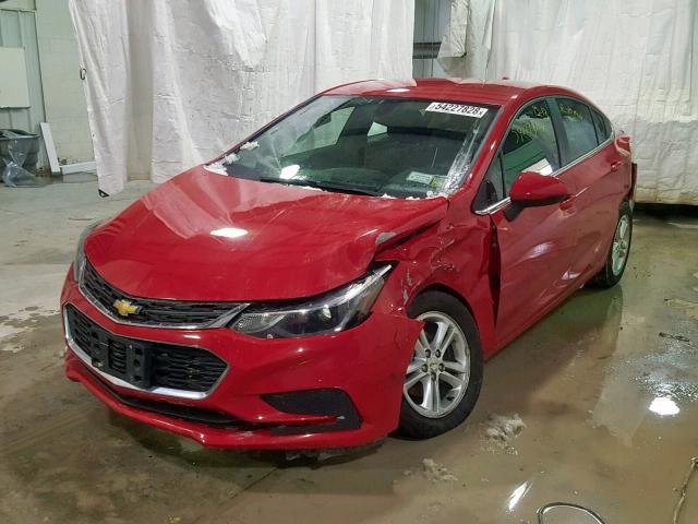 1G1BE5SM9H7259816 - 2017 CHEVROLET CRUZE LT RED photo 2