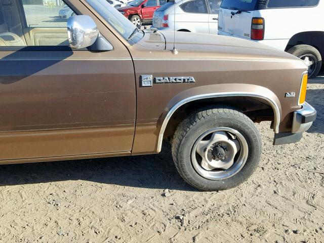 1B7GL26X1KS039919 - 1989 DODGE DAKOTA BROWN photo 9