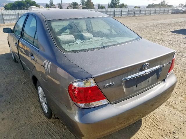 4T1BE32K95U618391 - 2005 TOYOTA CAMRY LE GRAY photo 3