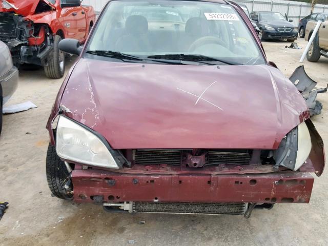 1FAHP34NX6W239752 - 2006 FORD FOCUS ZX4 RED photo 9