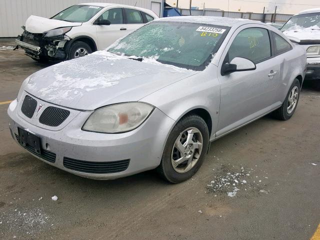1G2AL15FX77249054 - 2007 PONTIAC G5 SILVER photo 2