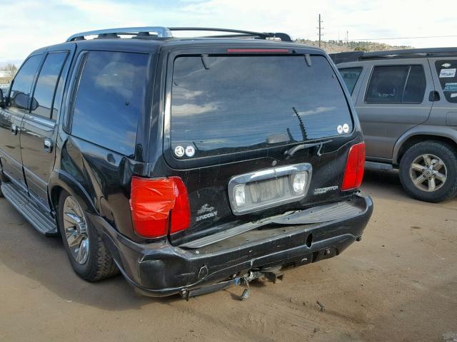 5LMEU27R32LJ15471 - 2002 LINCOLN NAVIGATOR BLACK photo 9