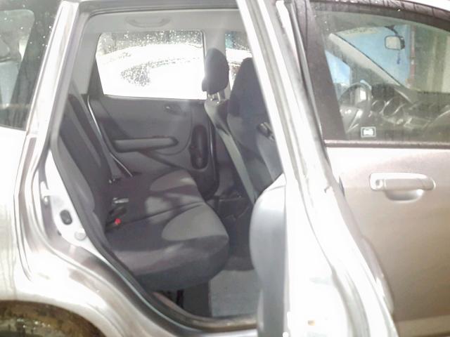 JHMGD38497S022880 - 2007 HONDA FIT GRAY photo 6