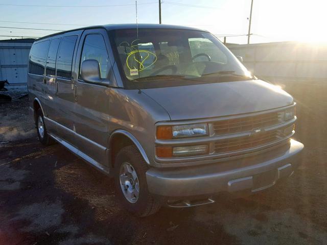 1GNFG65RX11221267 - 2001 CHEVROLET EXPRESS G1 GRAY photo 1