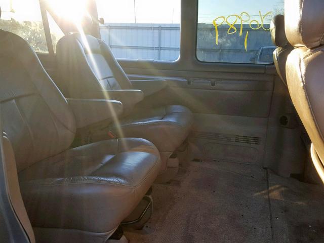 1GNFG65RX11221267 - 2001 CHEVROLET EXPRESS G1 GRAY photo 6