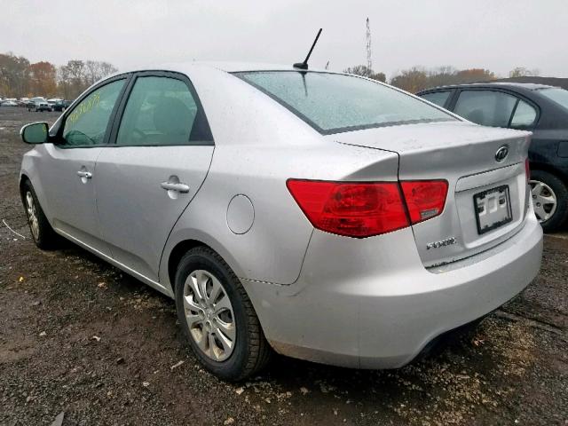 KNAFU4A20C5571983 - 2012 KIA FORTE EX SILVER photo 3