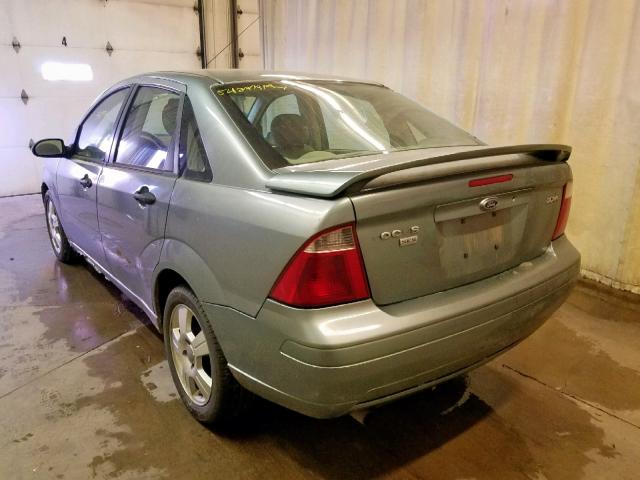 1FAFP34N35W179139 - 2005 FORD FOCUS ZX4 GREEN photo 3