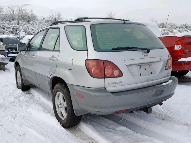 JT6HF10U0Y0099383 - 2000 LEXUS RX 300 GRAY photo 3