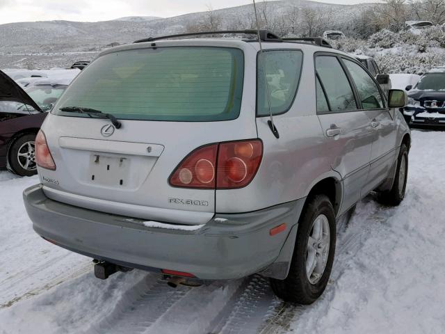 JT6HF10U0Y0099383 - 2000 LEXUS RX 300 GRAY photo 4