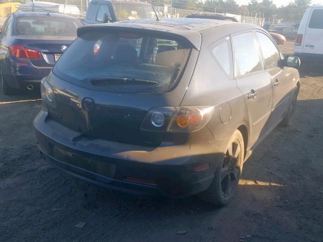 JM1BK144561467438 - 2006 MAZDA 3 HATCHBAC BLACK photo 4