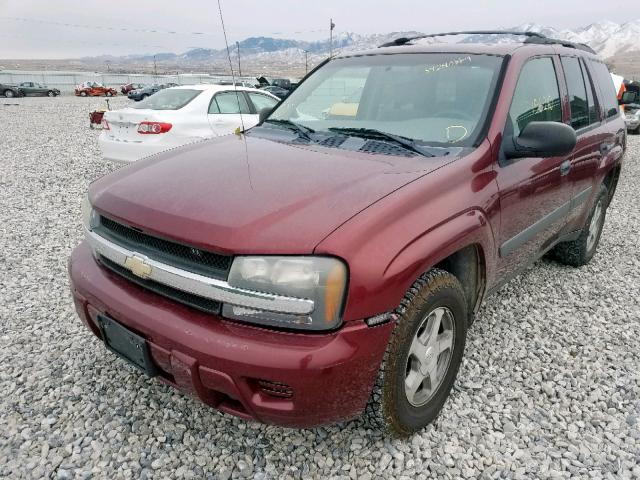 1GNDT13S152305554 - 2005 CHEVROLET TRAILBLAZE BURGUNDY photo 2