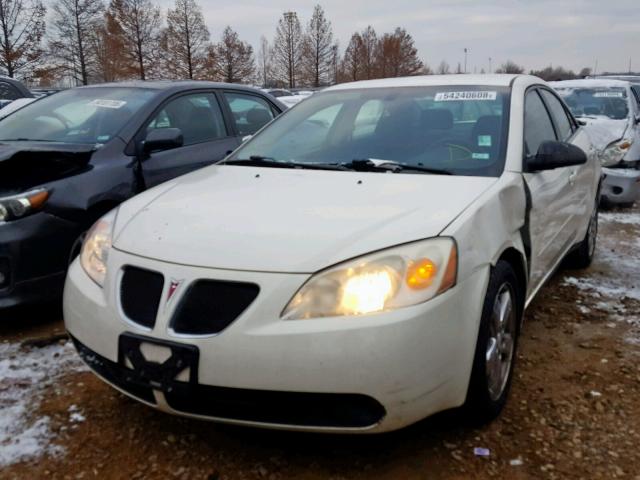 1G2ZH528754169470 - 2005 PONTIAC G6 GT WHITE photo 2