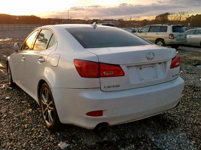 JTHBK262X82072202 - 2008 LEXUS IS 250 WHITE photo 3