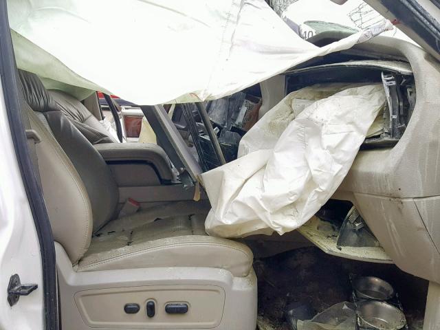 5LMJJ2J59CEL04404 - 2012 LINCOLN NAVIGATOR 白色 照片 5