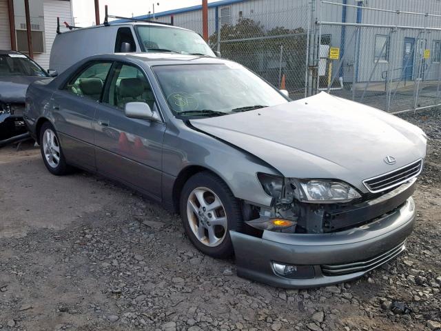 JT8BF28G1Y5076733 - 2000 LEXUS ES 300 SILVER photo 1