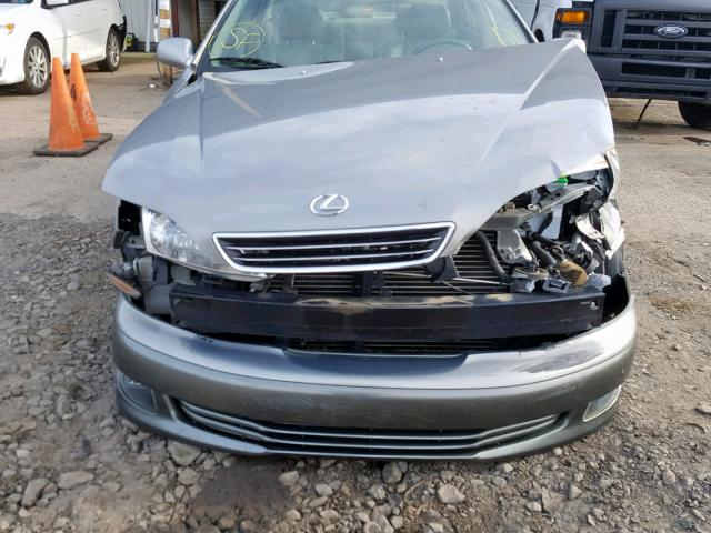 JT8BF28G1Y5076733 - 2000 LEXUS ES 300 SILVER photo 9