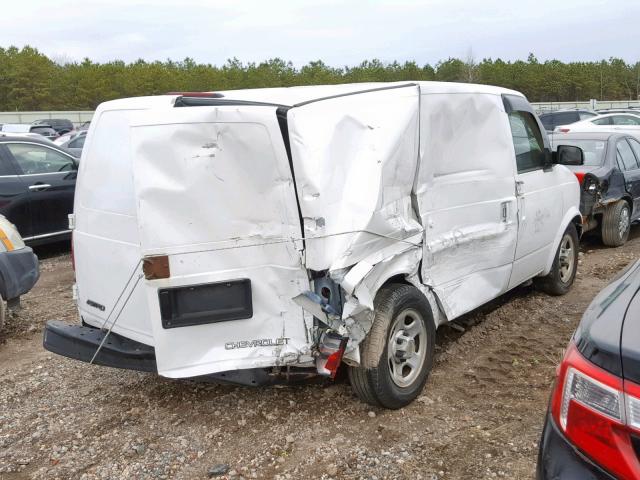 1GCDM19X04B125294 - 2004 CHEVROLET ASTRO WHITE photo 4