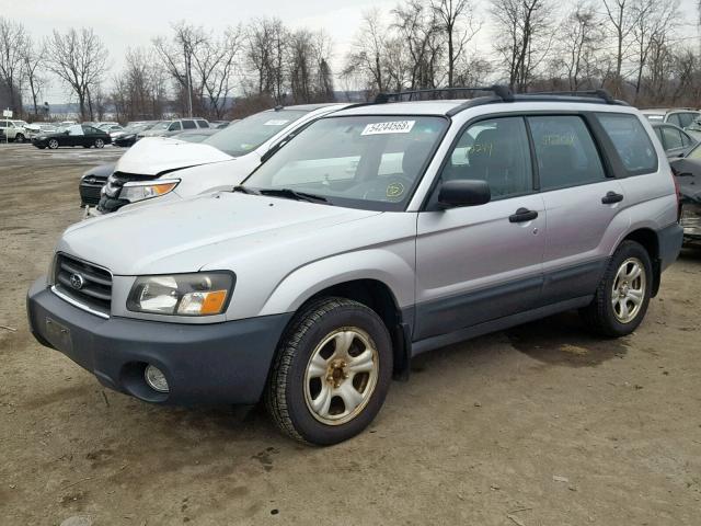 JF1SG63685H725772 - 2005 SUBARU FORESTER 2 SILVER photo 2