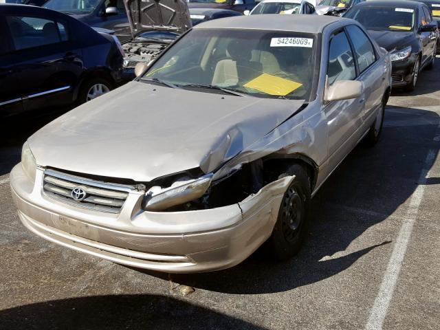 4T1BG22K7YU736075 - 2000 TOYOTA CAMRY CE GOLD photo 2