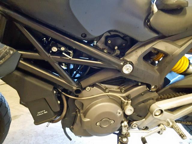 ZDM1RADNX9B001880 - 2009 DUCATI MONSTER 69 BLACK photo 7