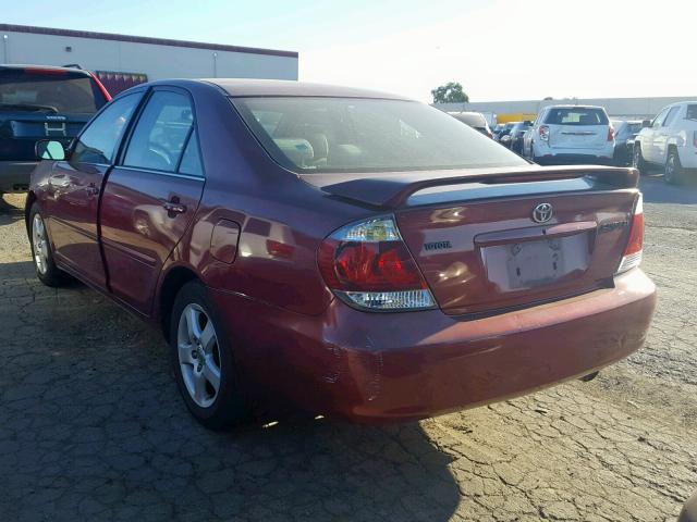 4T1BE30K85U040092 - 2005 TOYOTA CAMRY LE RED photo 3