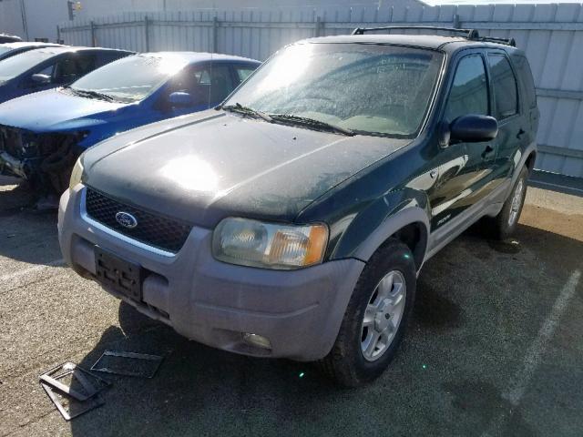 1FMYU04162KA93667 - 2002 FORD ESCAPE GREEN photo 2