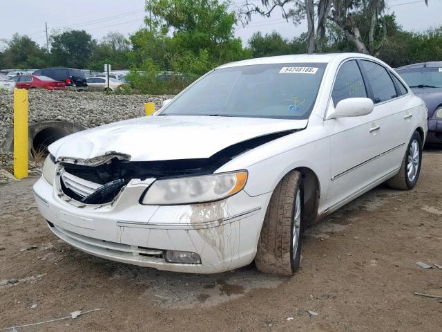 KMHFC46F36A105960 - 2006 HYUNDAI AZERA SE WHITE photo 2