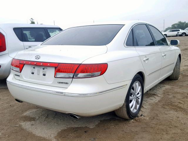 KMHFC46F36A105960 - 2006 HYUNDAI AZERA SE WHITE photo 4