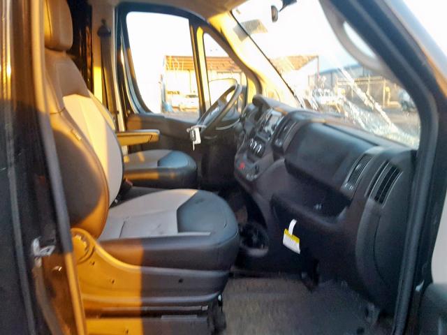 3C6TRVDGXJE119777 - 2018 RAM PROMASTER 白色 照片 5