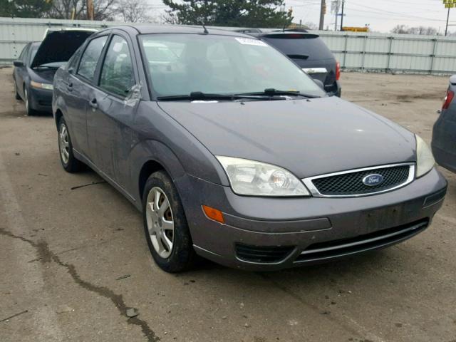 1FAFP34N25W312750 - 2005 FORD FOCUS ZX4 GRAY photo 1