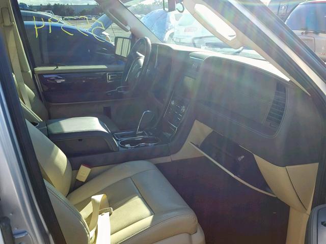 5LMJJ2HT4FEJ11585 - 2015 LINCOLN NAVIGATOR 银色 照片 5