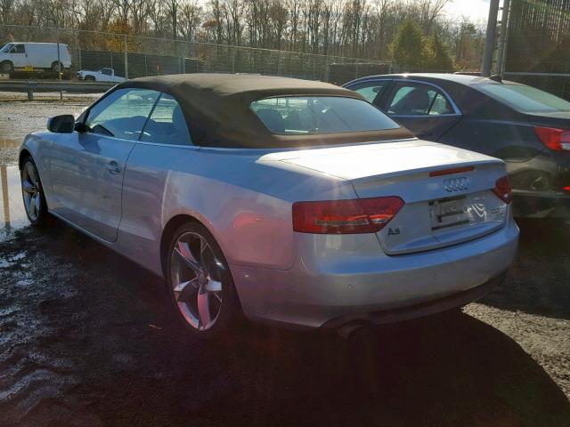 WAULFAFH3BN020132 - 2011 AUDI A5 PREMIUM SILVER photo 3