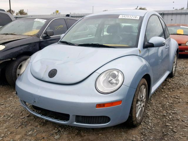 3VWPW3AG2AM011796 - 2010 VOLKSWAGEN NEW BEETLE BLUE photo 2