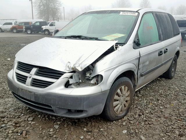 1D4GP25R17B205387 - 2007 DODGE CARAVAN SE SILVER photo 2