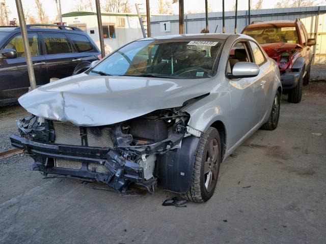 KNAFU6A29A5127655 - 2010 KIA FORTE EX SILVER photo 2