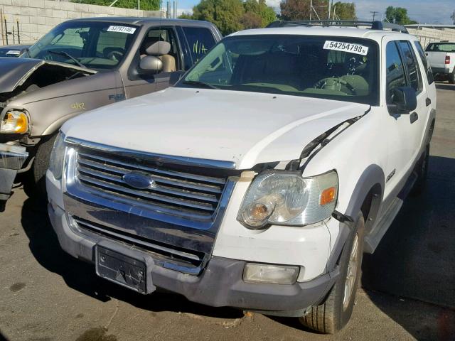 1FMEU63E06ZA03369 - 2006 FORD EXPLORER X WHITE photo 2
