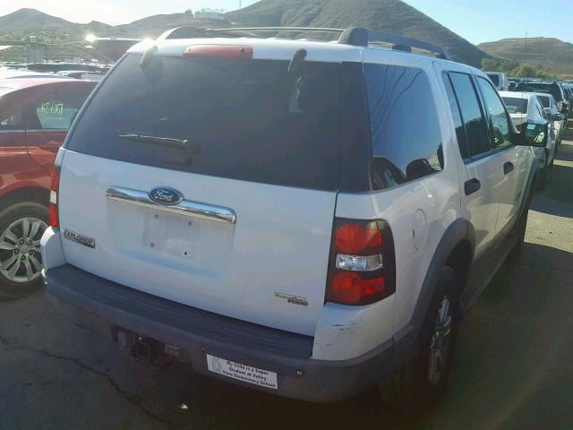 1FMEU63E06ZA03369 - 2006 FORD EXPLORER X WHITE photo 4