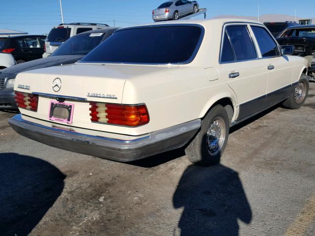 WDBCB20A5EA003679 - 1984 MERCEDES-BENZ 300 SD WHITE photo 4