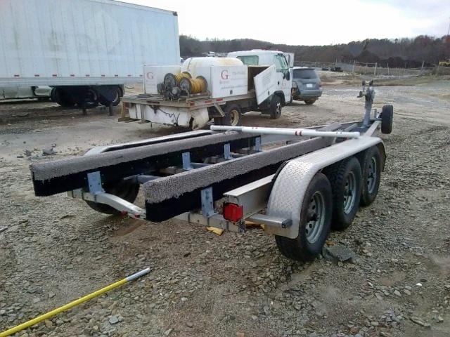 1M5BA283161E03053 - 2006 MISC BOAT TRL 银色 照片 4