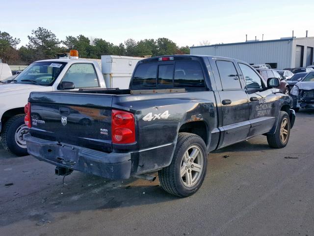 1D7HW48N07S171554 - 2007 DODGE DAKOTA QUA BLACK photo 4