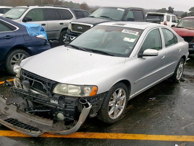 YV1RS592852480989 - 2005 VOLVO S60 2.5T SILVER photo 2