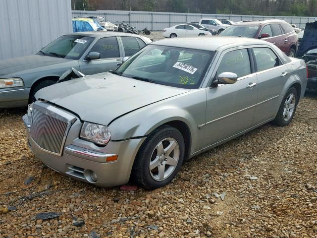 2C3KA63H16H103172 - 2006 CHRYSLER 300C SILVER photo 2