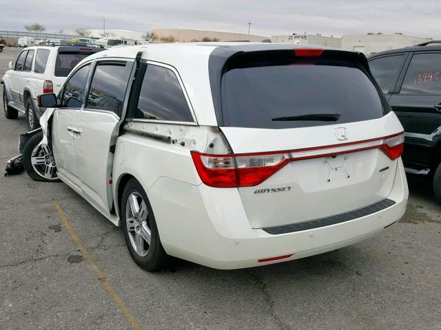 5FNRL5H97DB082847 - 2013 HONDA ODYSSEY TO WHITE photo 3