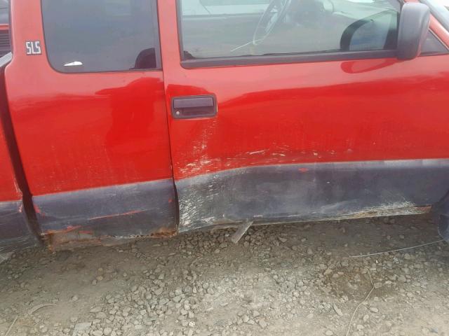 1GTCT19W728147454 - 2002 GMC SONOMA RED photo 9