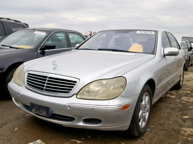 WDBNG70J72A262774 - 2002 MERCEDES-BENZ S 430 SILVER photo 2