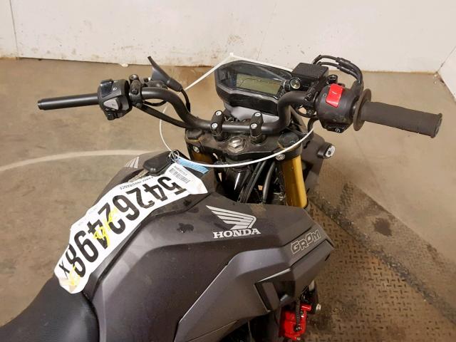 MLHJC7559J5000556 - 2018 HONDA GROM BLACK photo 5