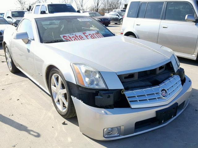 1G6YV34A655603556 - 2005 CADILLAC XLR SILVER photo 1